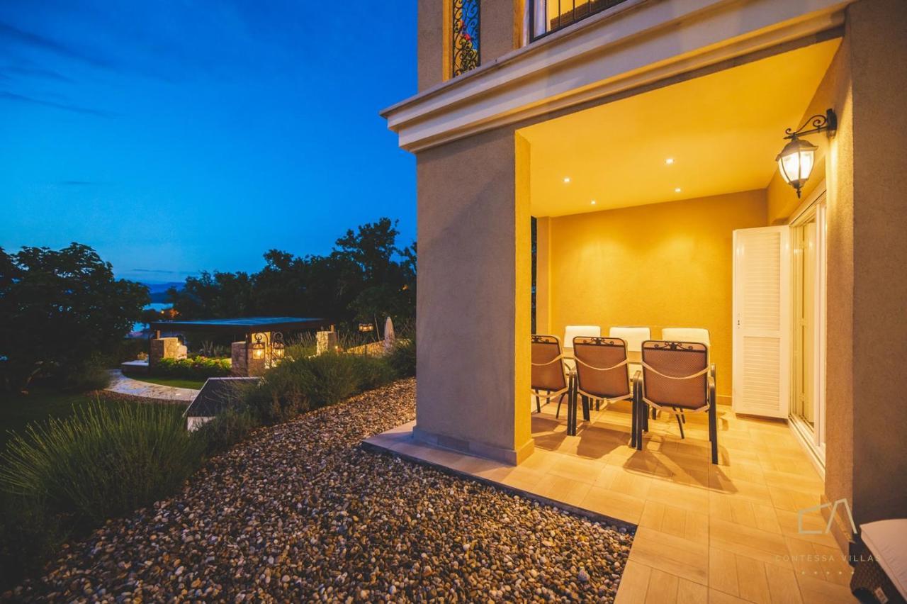 Luxury Apartments Villa Luce Malinska Exterior photo